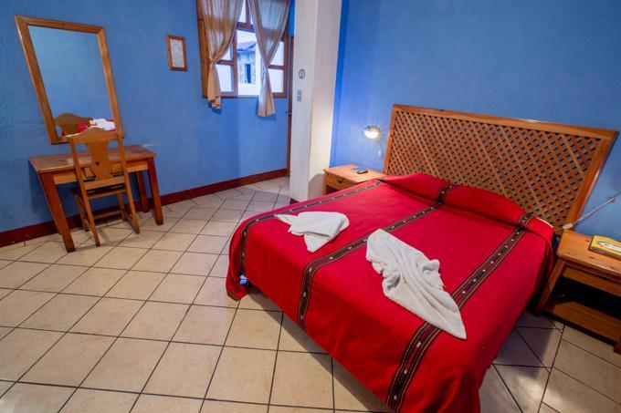 Hoteles Kakchiquel Panajachel Εξωτερικό φωτογραφία