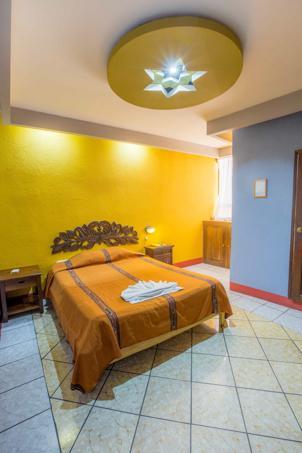 Hoteles Kakchiquel Panajachel Εξωτερικό φωτογραφία